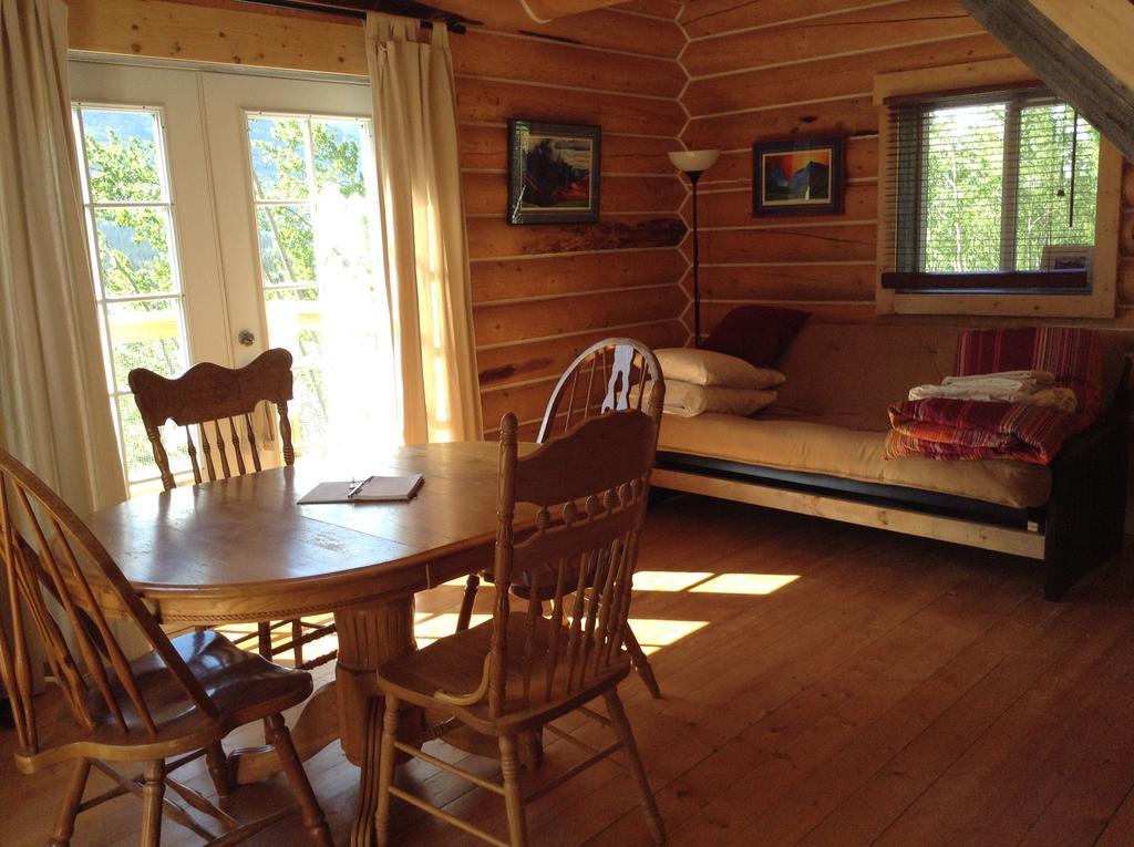 Cabins Over Crag Lake Carcross Exterior photo