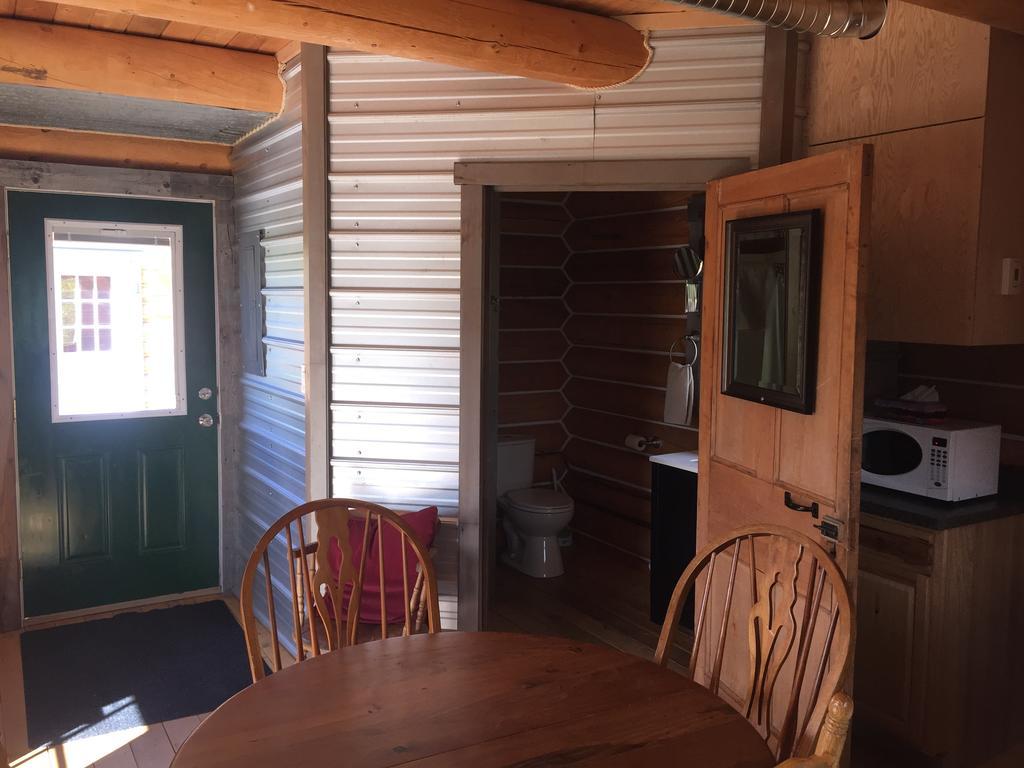 Cabins Over Crag Lake Carcross Exterior photo