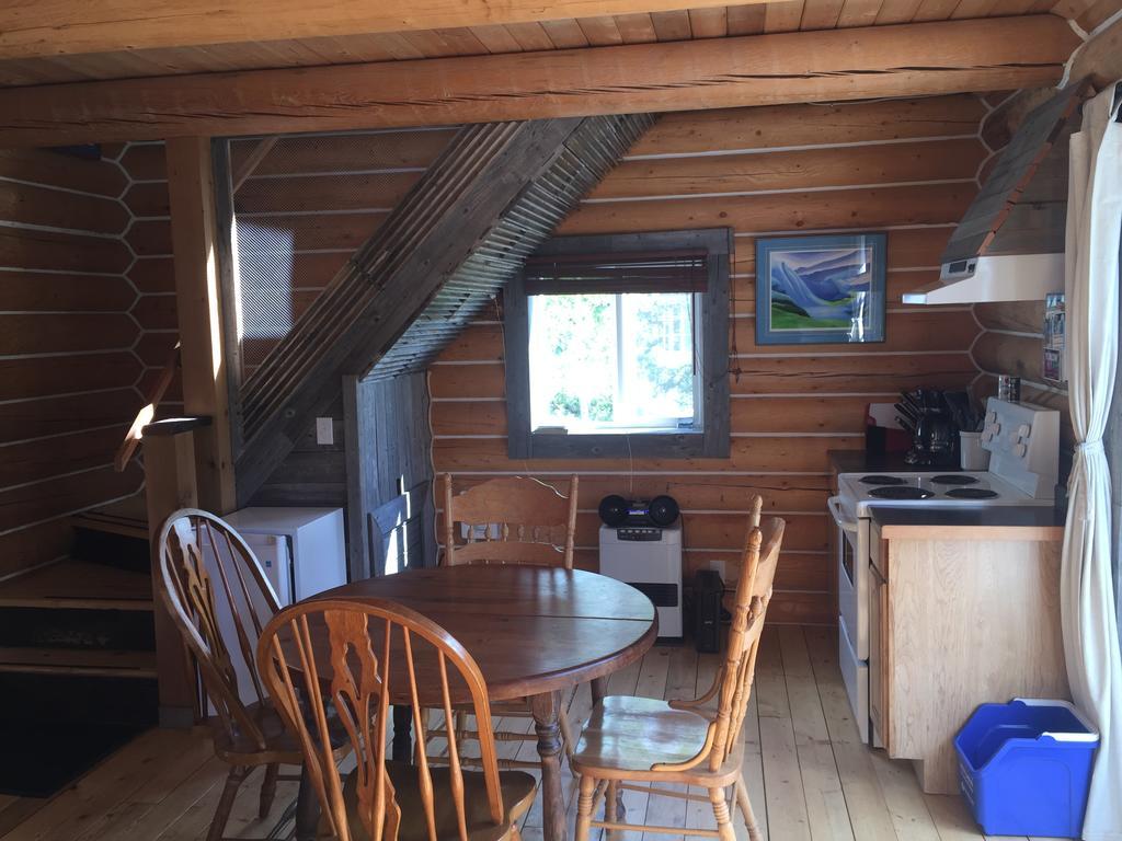 Cabins Over Crag Lake Carcross Exterior photo